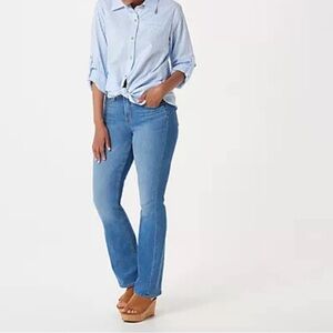 Jen7 for 7 for All Mankind Midrise Bootcut Jeans Size 24